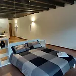 Rosa Apartment *